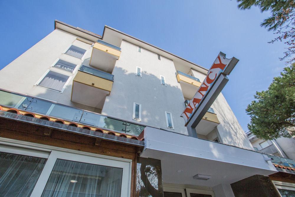 רימיני Hotel Nancy מראה חיצוני תמונה